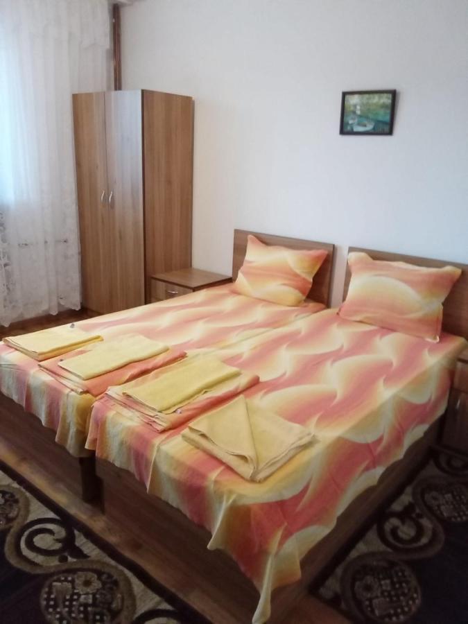 Къща за гости Петрови Приморско Екстериор снимка